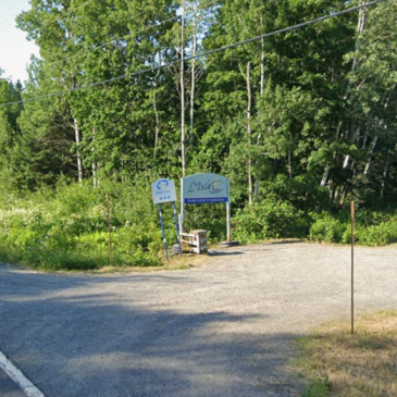 Source d'eau à la limite de L'Islet